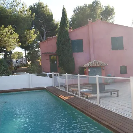 La Garrigue Couette-café Cassis
